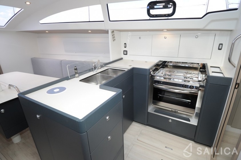RM 10.70 - Yacht Charter Sailica