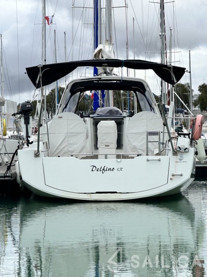 Oceanis 38.1 - Yacht Charter Sailica
