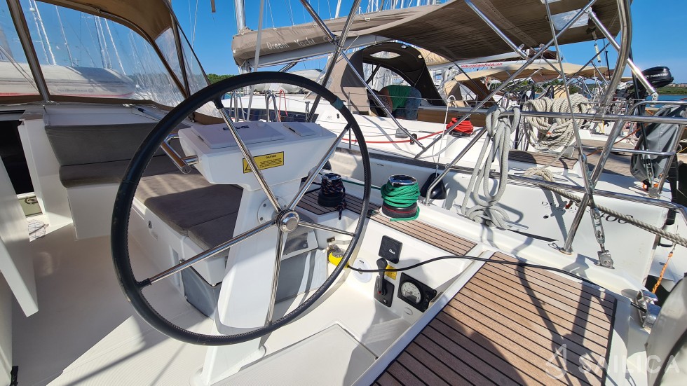 Oceanis 46.1 - Yacht Charter Sailica