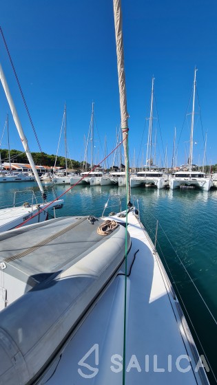 Dufour 460 GL - Yacht Charter Sailica