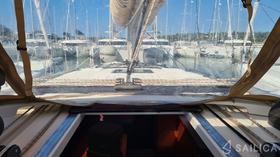 Dufour 460 GL - Yacht Charter Sailica