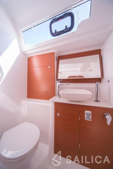 Dufour 460 GL - Yacht Charter Sailica