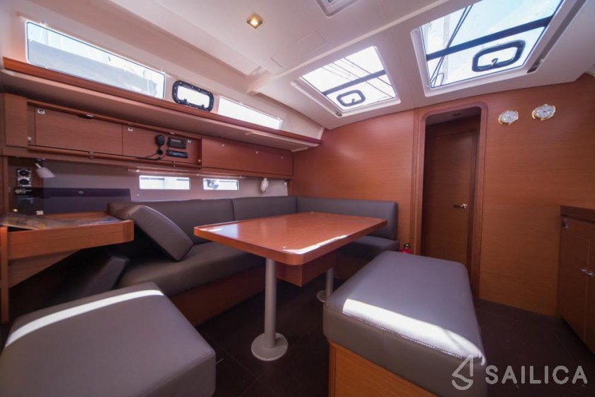 Dufour 460 GL - Yacht Charter Sailica