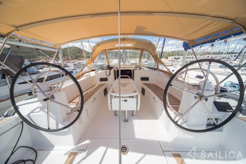 Sun Odyssey 479 - Yacht Charter Sailica
