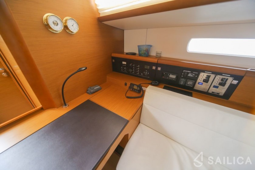 Sun Odyssey 519 - Yacht Charter Sailica