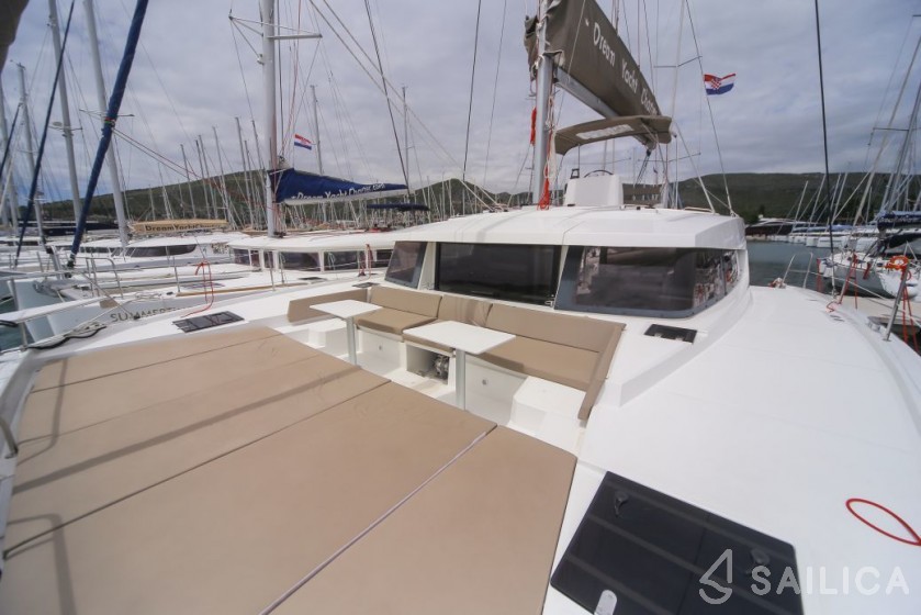 Bali 4.5 - Yacht Charter Sailica