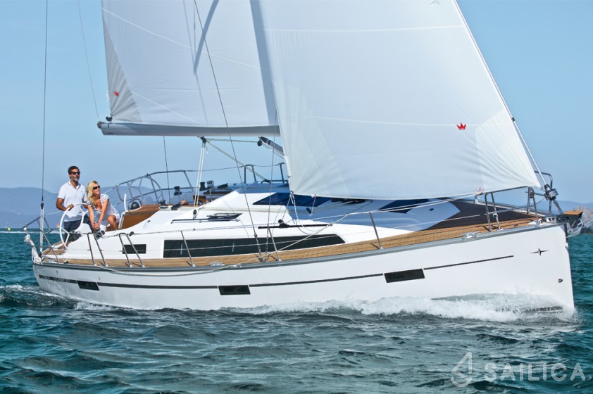Bavaria 37 Cruiser - Yacht Charter Sailica