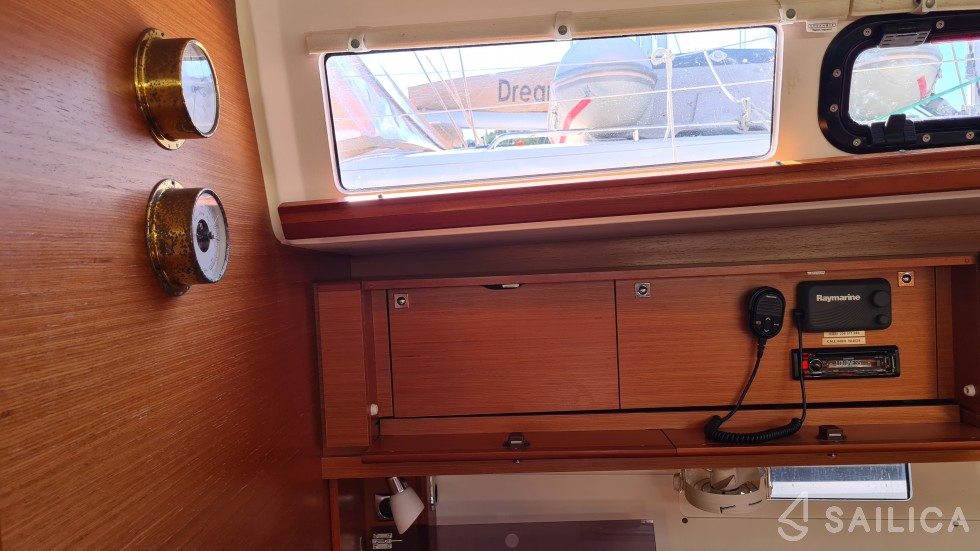 Dufour 460 GL - Yacht Charter Sailica
