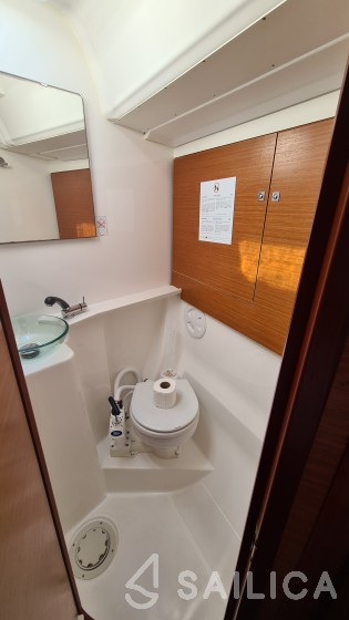 Dufour 460 GL - Yacht Charter Sailica