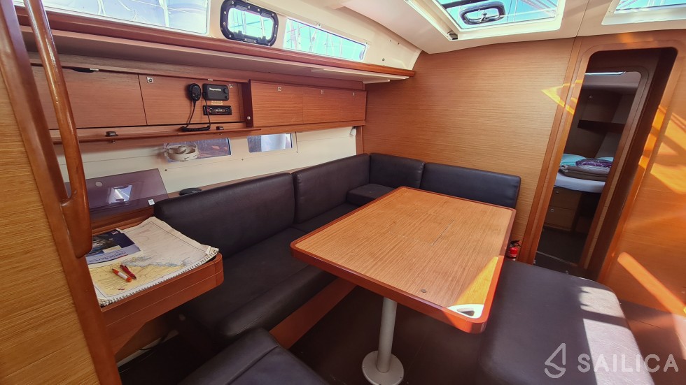 Dufour 460 GL - Yacht Charter Sailica