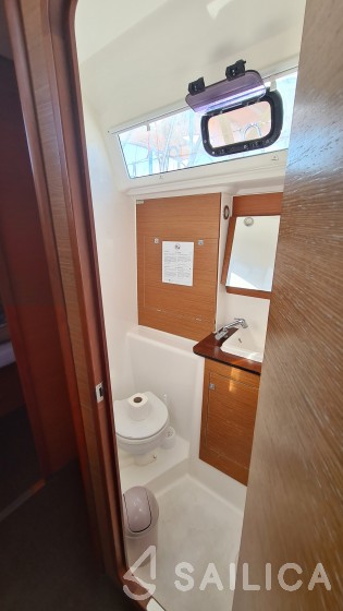 Dufour 460 GL - Yacht Charter Sailica