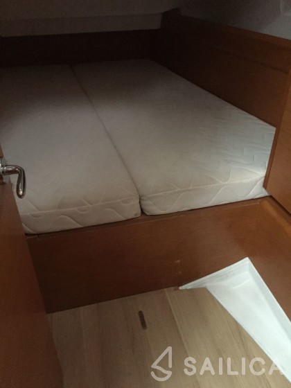 Sun Odyssey 449 - Yacht Charter Sailica