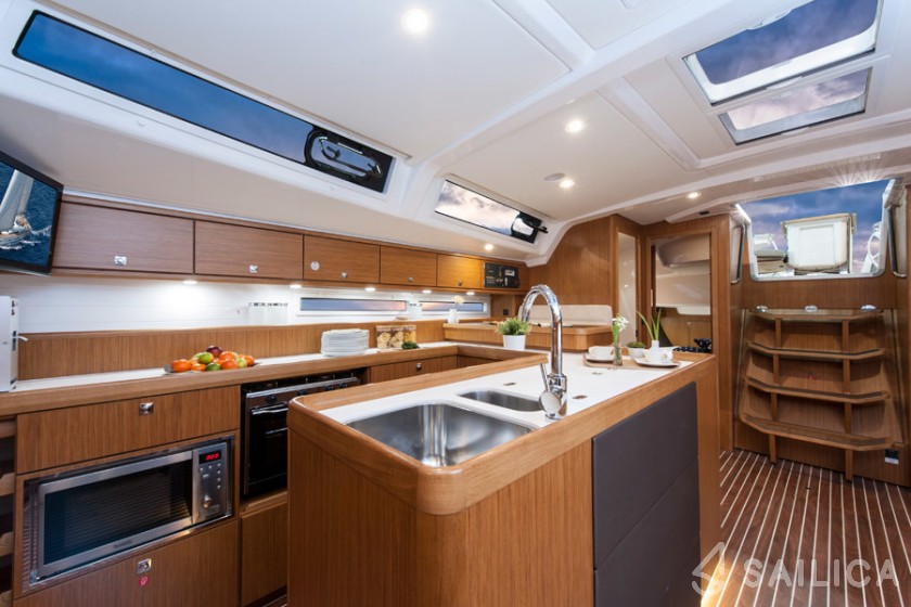 Bavaria Cruiser 56 - Yacht Charter Sailica