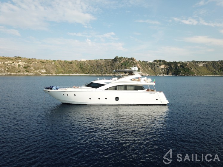 Aicon 75  - Yacht Charter Sailica