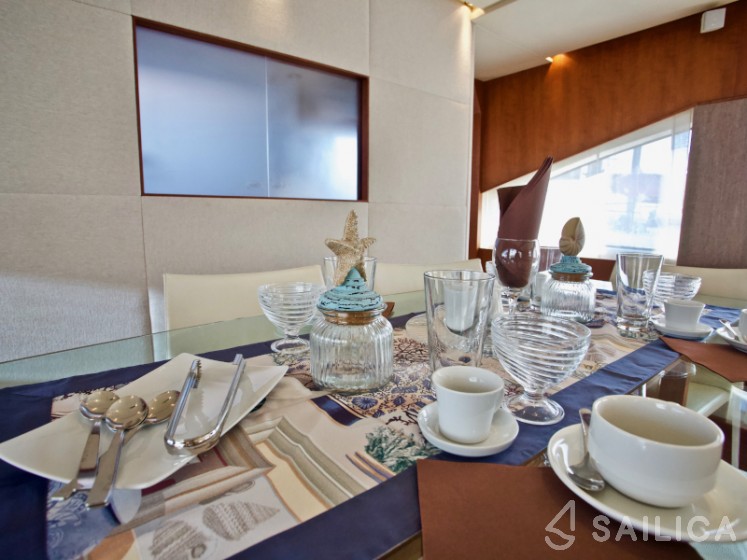 Aicon 75  - Yacht Charter Sailica