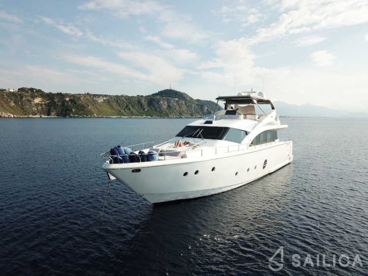 Aicon 75  - Yacht Charter Sailica