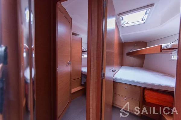 Dufour 460 GL - Yacht Charter Sailica