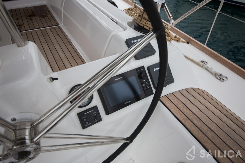 Dufour 460 GL - Yacht Charter Sailica