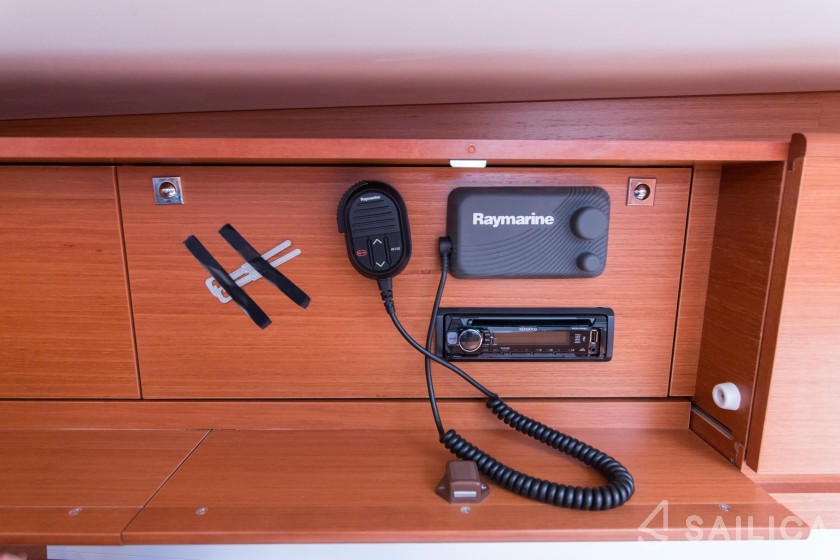 Dufour 460 GL - Yacht Charter Sailica