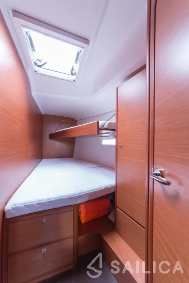 Dufour 460 GL - Yacht Charter Sailica