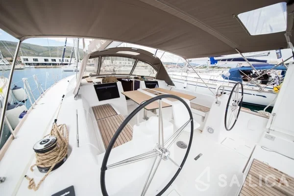 Dufour 460 GL - Yacht Charter Sailica
