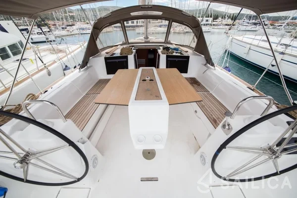 Dufour 460 GL - Yacht Charter Sailica