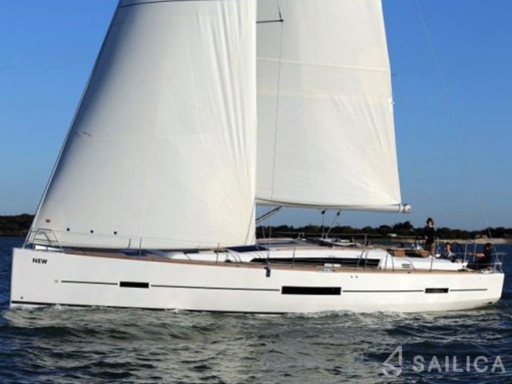 Dufour 512 Grand Large - Yacht Charter Sailica