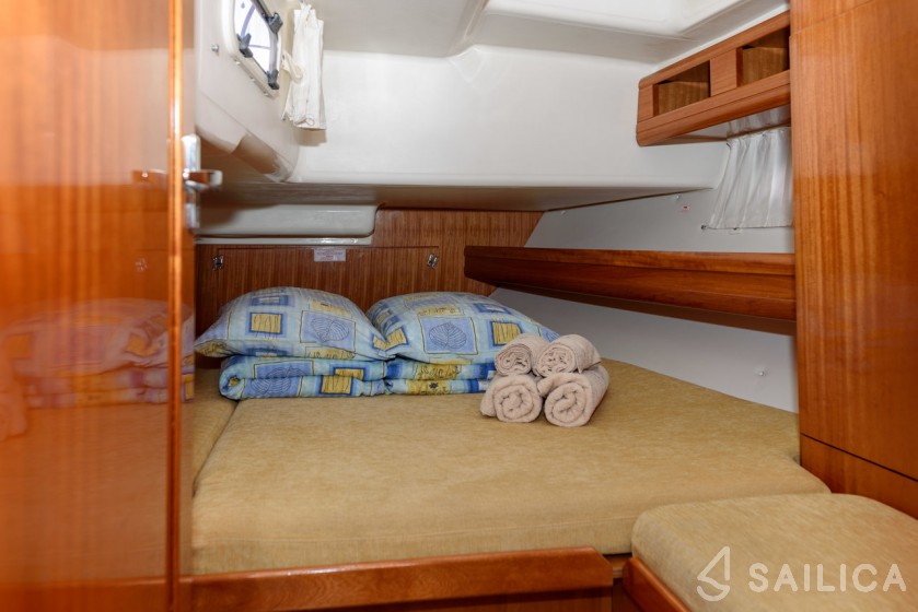 Bavaria 46 Cruiser - Yacht Charter Sailica