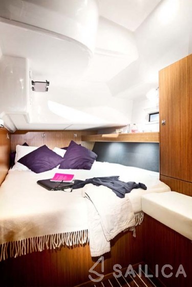 Bavaria 46 Cruiser - Yacht Charter Sailica