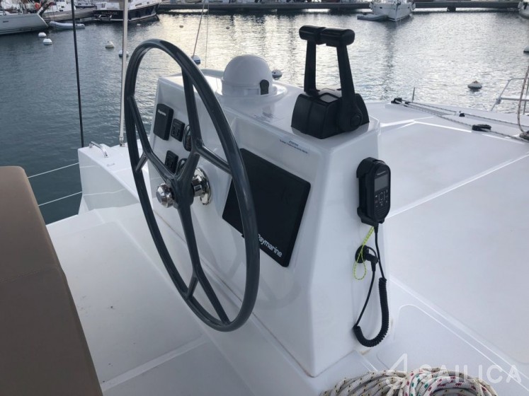 Bali 4.5 - Yacht Charter Sailica