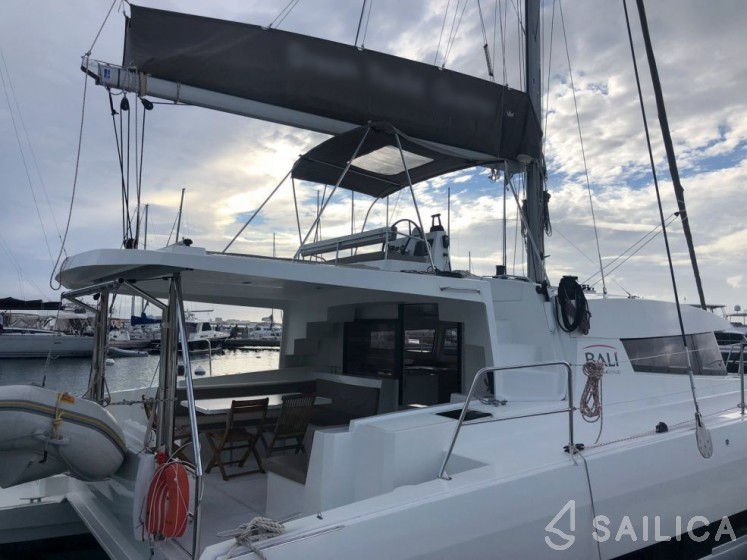 Bali 4.5 - Yacht Charter Sailica