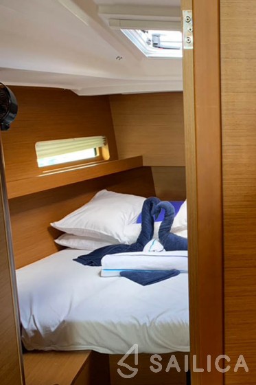 Sun Loft 47 - Yacht Charter Sailica