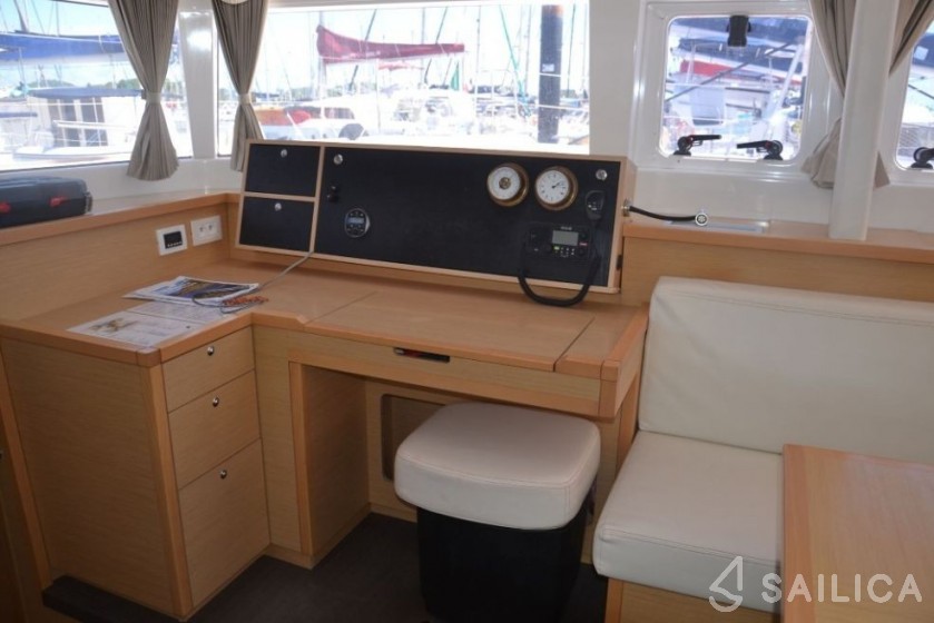 Lagoon 450 - Yacht Charter Sailica