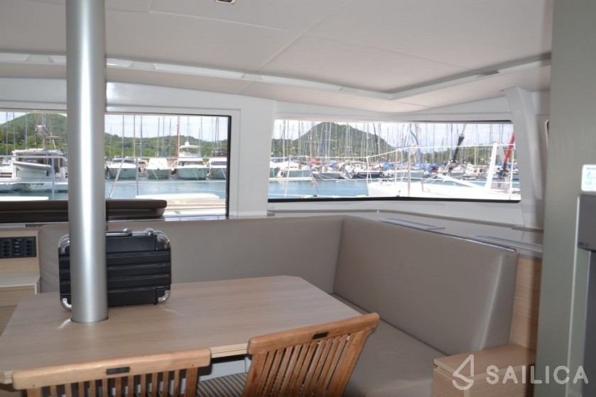 Bali 4.5 - Yacht Charter Sailica