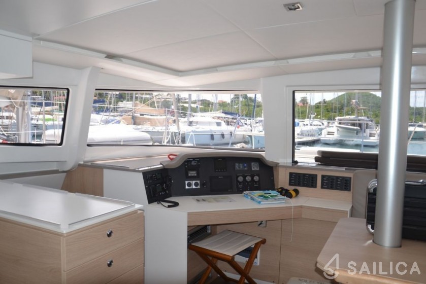 Bali 4.5 - Yacht Charter Sailica