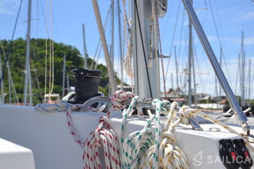 Bali 4.5 - Yacht Charter Sailica