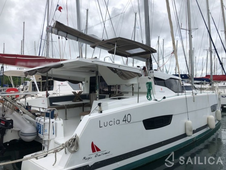 Lucia 40 - Yacht Charter Sailica