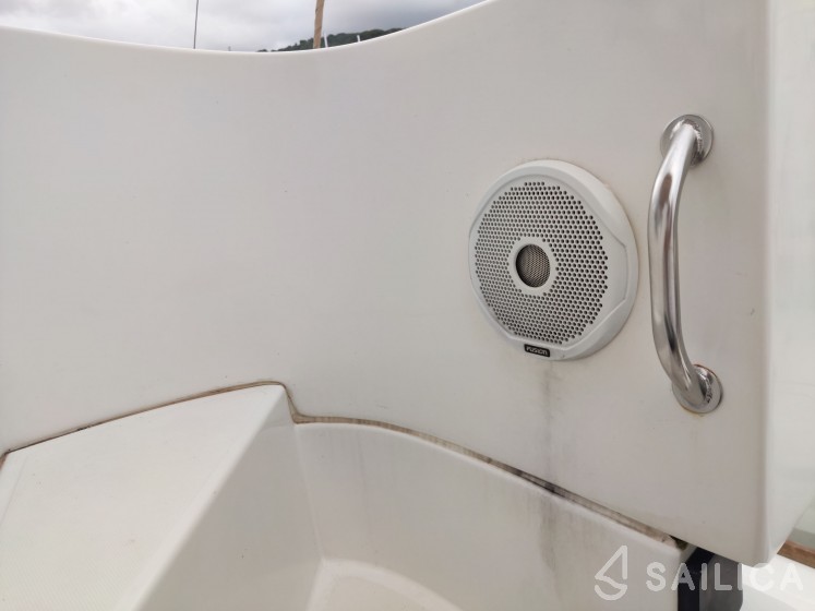 Lagoon 52F - Yacht Charter Sailica