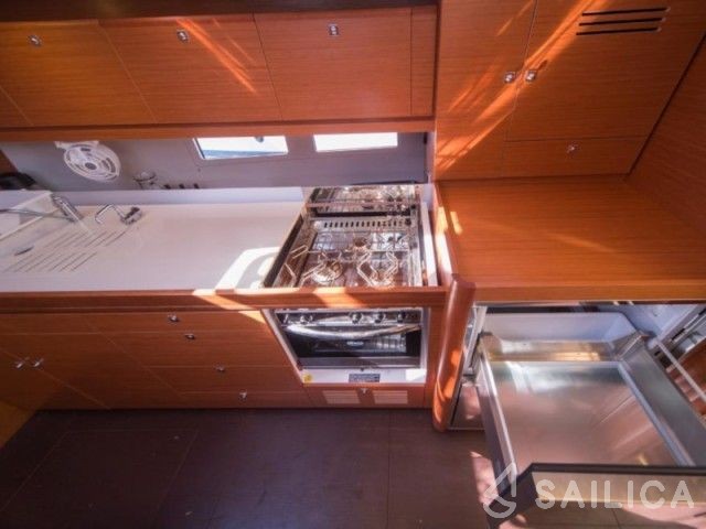 Dufour 460 GL - Yacht Charter Sailica