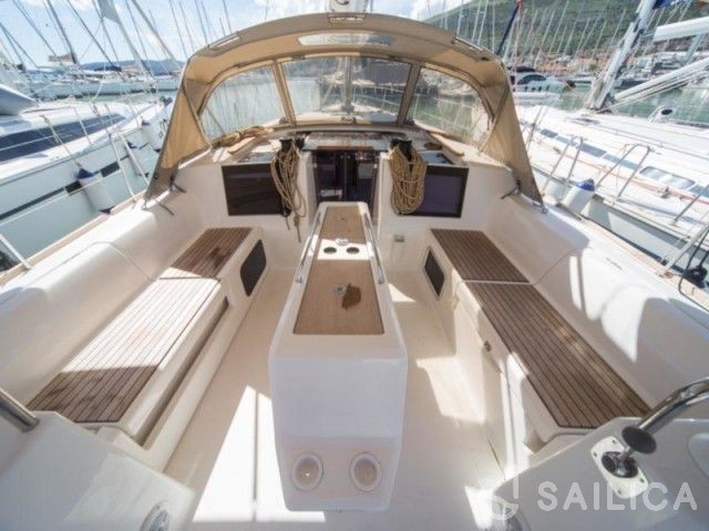 Dufour 460 GL - Yacht Charter Sailica