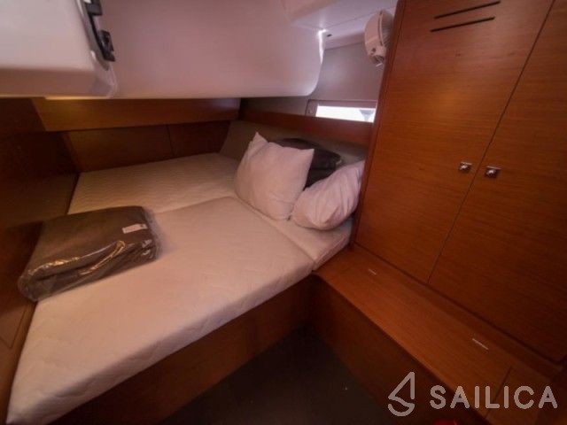 Dufour 460 GL - Yacht Charter Sailica