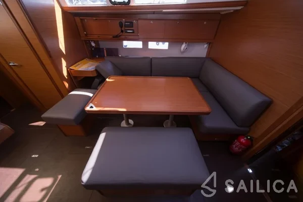 Dufour 460 GL - Yacht Charter Sailica