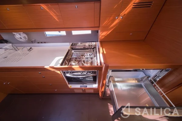 Dufour 460 GL - Yacht Charter Sailica