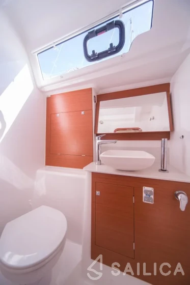 Dufour 460 GL - Yacht Charter Sailica