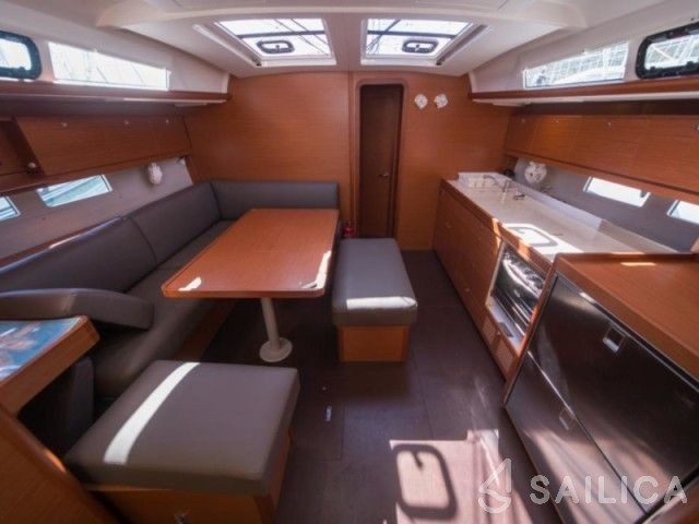 Dufour 460 GL - Yacht Charter Sailica