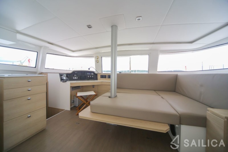Bali 4.5 - Yacht Charter Sailica