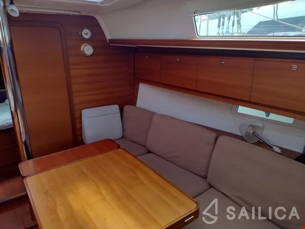 Dufour 382 GL - Yacht Charter Sailica