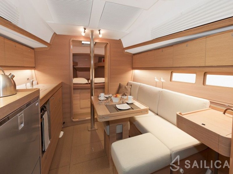 Dufour 382 GL - Yacht Charter Sailica