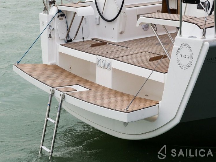 Dufour 382 GL - Yacht Charter Sailica