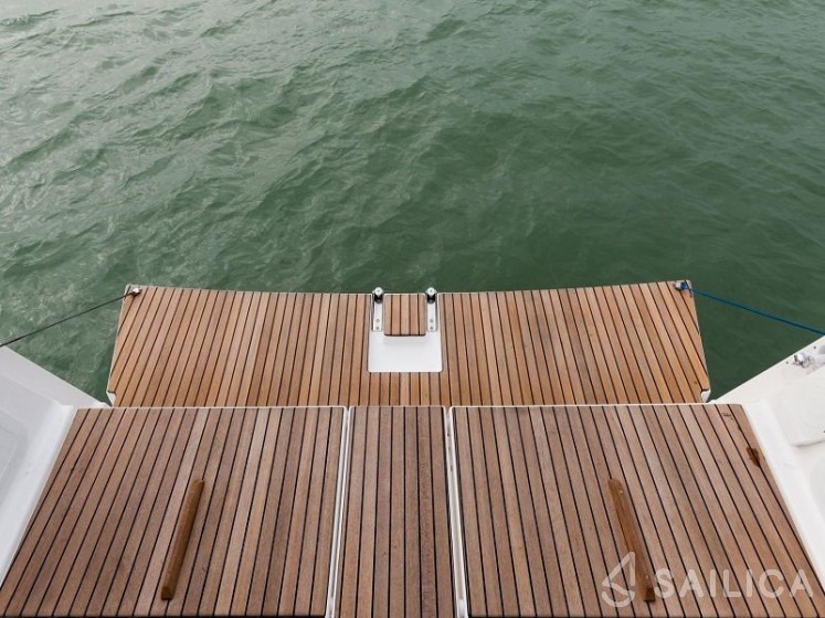 Dufour 382 GL - Yacht Charter Sailica